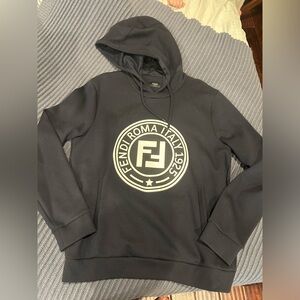 NEW w/o tags Fendi Men’s hoodie in black size 52. Never worn, only tried on.